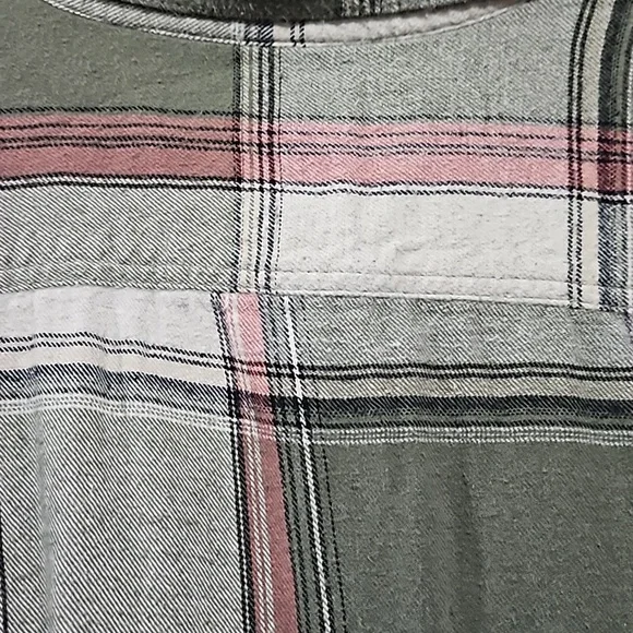 Old Navy Flannel - Picture 5 of 5